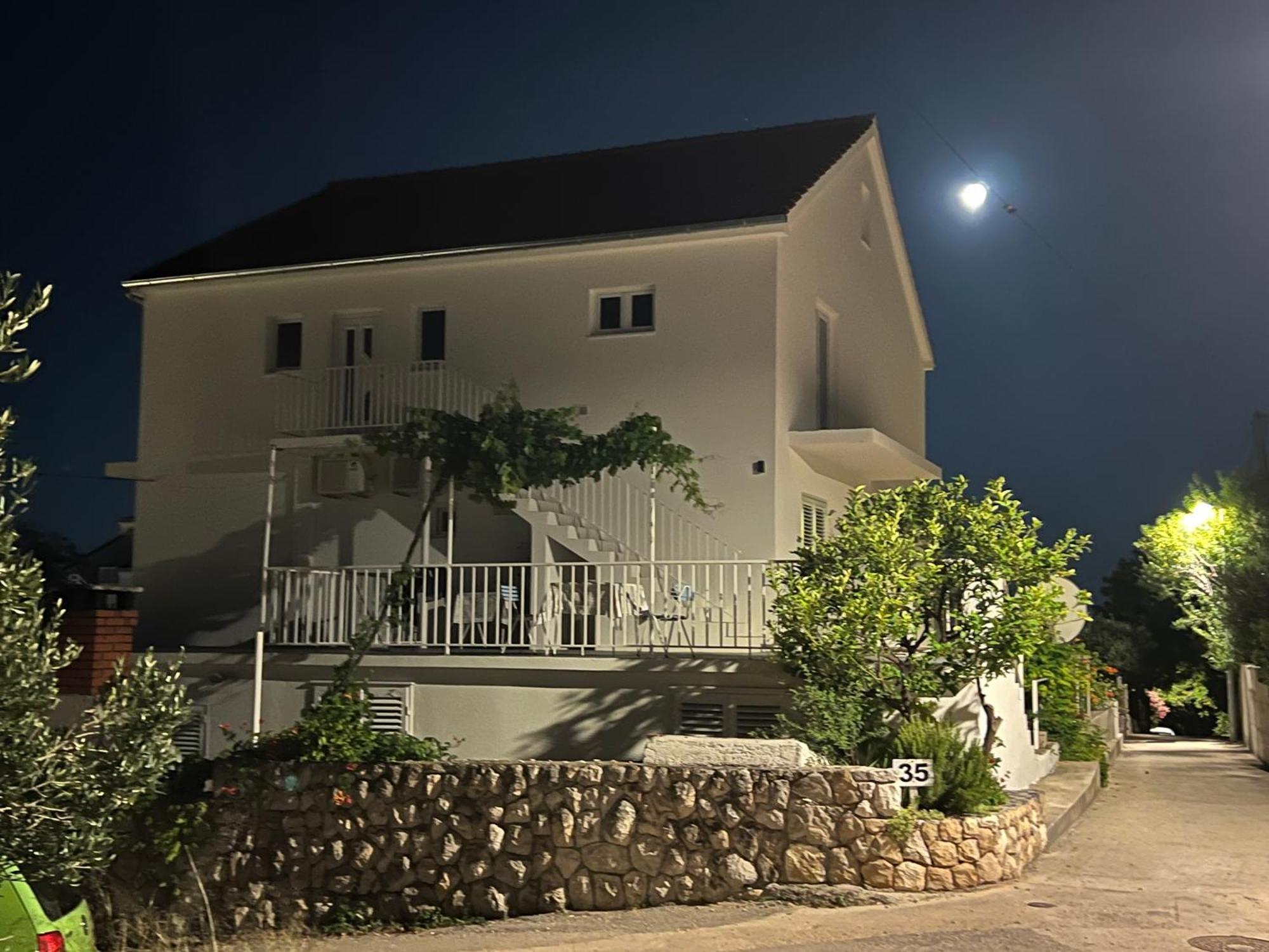 Apartments Nikola Stipisic Hvar Town Exterior photo