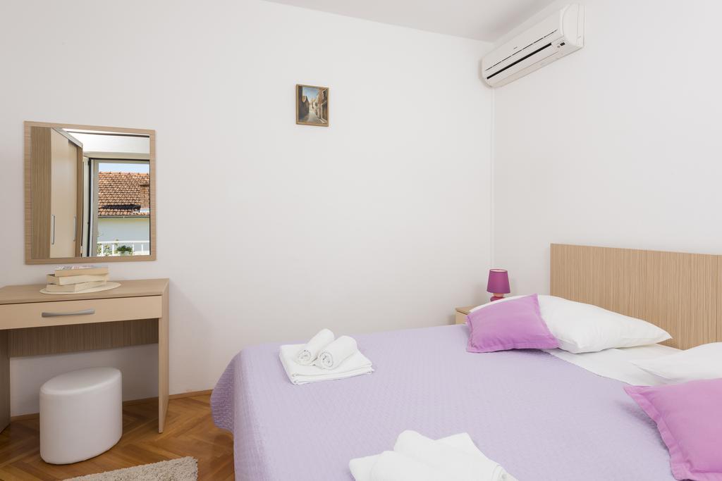 Apartments Nikola Stipisic Hvar Town Exterior photo